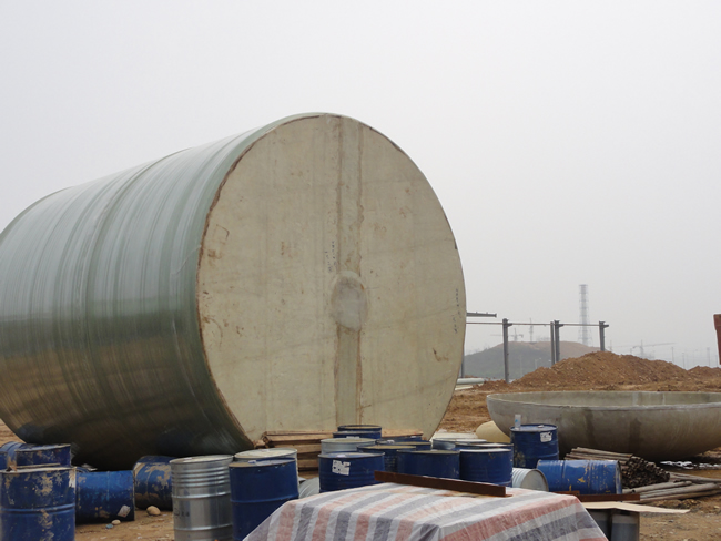 現場玻璃鋼設備制作